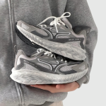 Giày Mizuno Astro LS "Triple Grey" - D1GH252106 - Ảnh 2