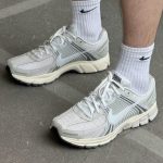 Giày Nike Air Zoom Vomero 5 "Platinum Tint" - HF0731-007 - Ảnh 3