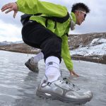Giày Mizuno Racer Trail SE "Metallic Silver" - D1GH241906 - Ảnh 2