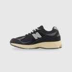 Giày New Balance 2002R "Dark Grey Cream" - M2002RHO