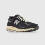 Giày New Balance 2002R "Dark Grey Cream" - M2002RHO